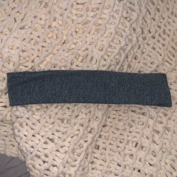 Lululemon headband - Picture 2 of 3